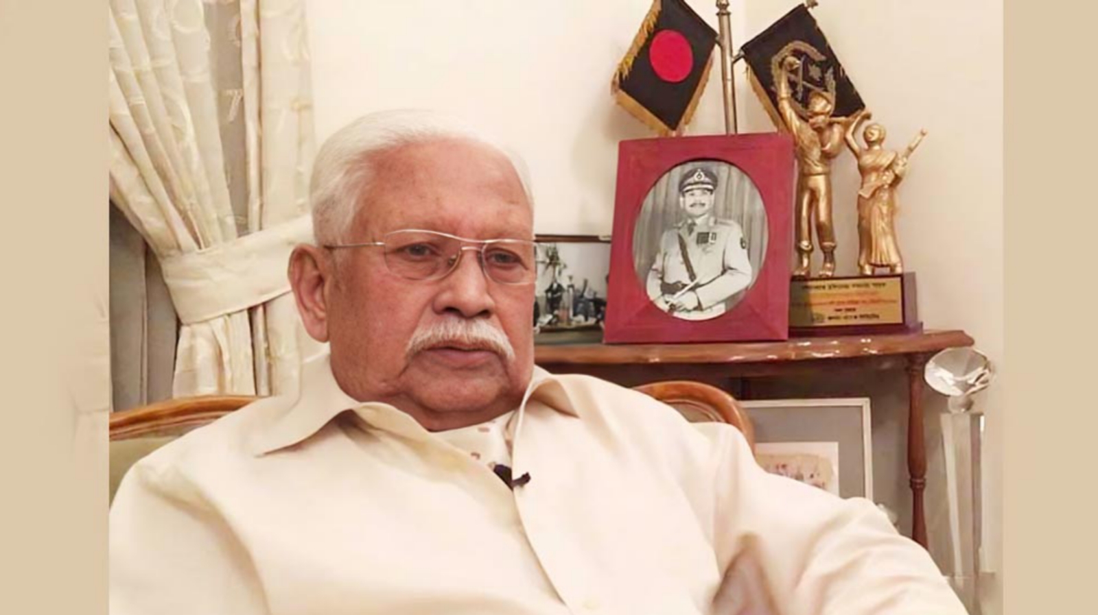 সাবেক সেনাপ্রধান কে এম সফিউল্লাহ মারা গেছেন