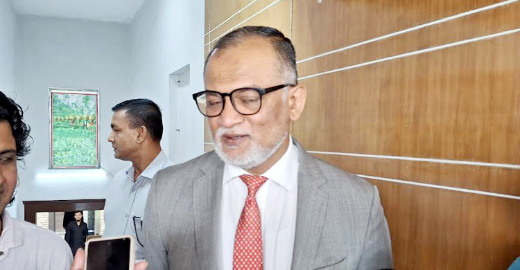 স্বার্থ ক্ষুণ্ন করে যুক্তরাষ্ট্রের সঙ্গে চুক্তির বিষয়টি ‘অবান্তর’ : বাণিজ্য উপদেষ্টা