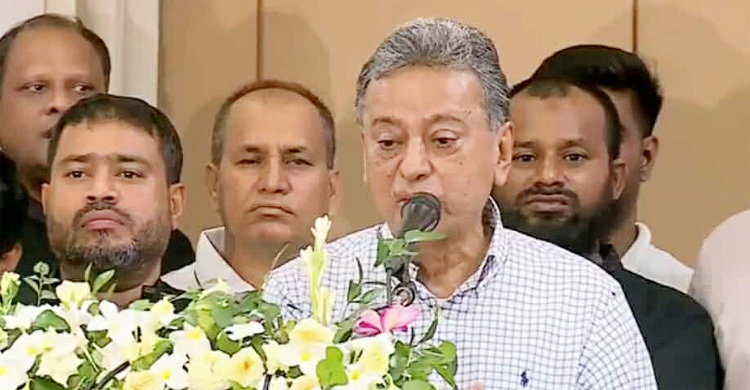 সংসদের বাইরে সংবিধান সংশোধনের কোনো সুযোগ নেই: আমীর খসরু