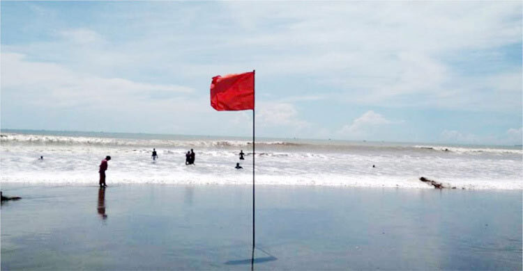 সাগরে লঘুচাপ, বন্দরে ৩ নম্বর সতর্ক সংকেত