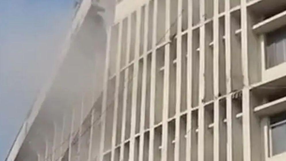 বাংলাদেশ মেডিকেল বিশ্ববিদ্যালয়ে আগুন