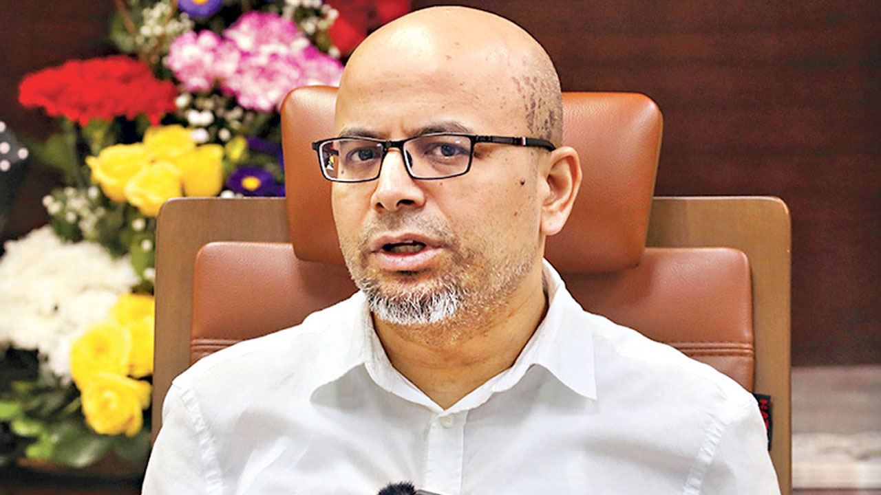 জানুয়ারিতে ৭০০ মেগাহার্জ তরঙ্গ নিলামে তুলছে বিটিআরসি