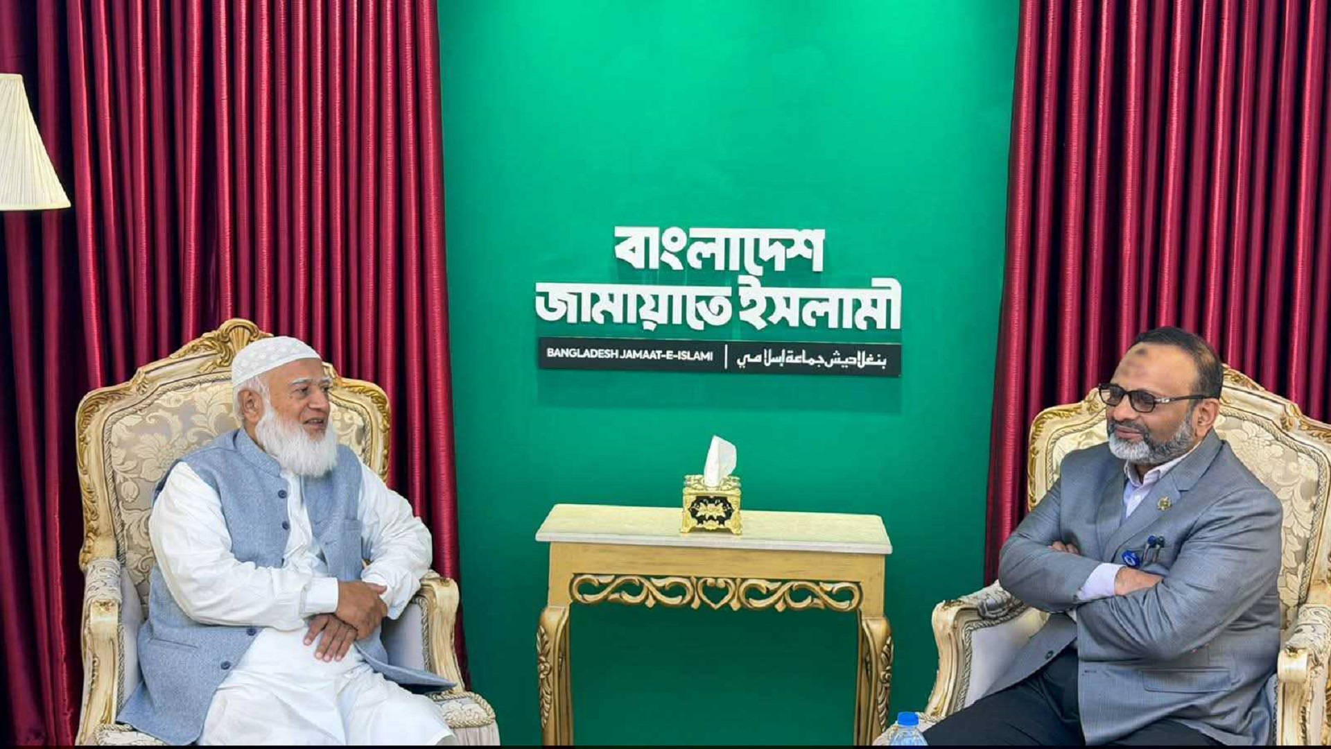 জামায়াত আমিরের সঙ্গে ঢাবি ভিসির সাক্ষাৎ