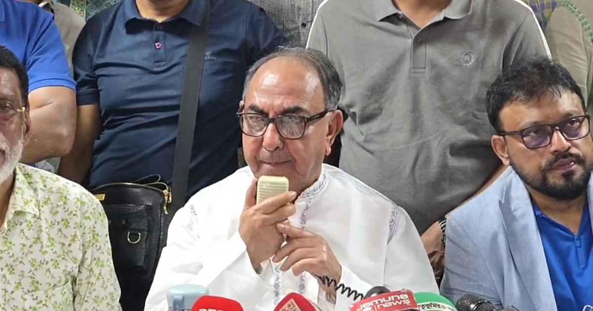 মানুষের বিরুদ্ধে কুৎসা রটিয়ে নেতা হওয়া যায় না: মির্জা আব্বাস