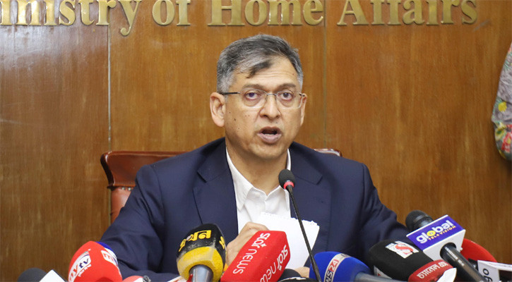 ৫ আগস্টের পর কিছু নিরীহ লোককে আসামি করা হয়েছে: স্বরাষ্ট্রমন্ত্রী