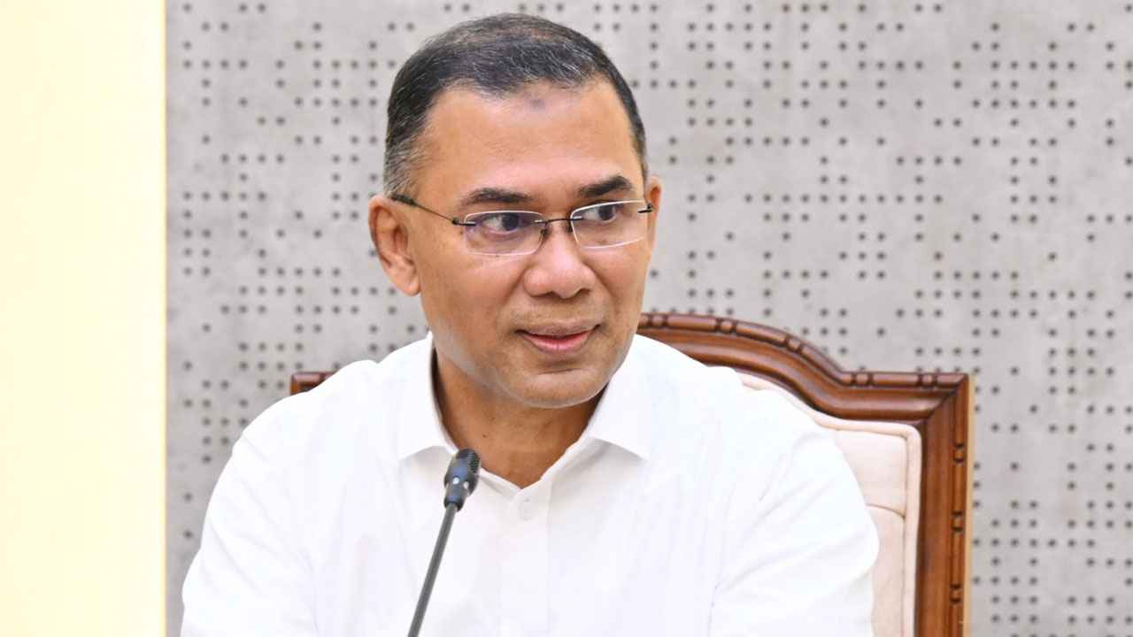 সাপ্তাহিক ছুটির দিনেও অফিস করছেন প্রধানমন্ত্রী তারেক রহমান